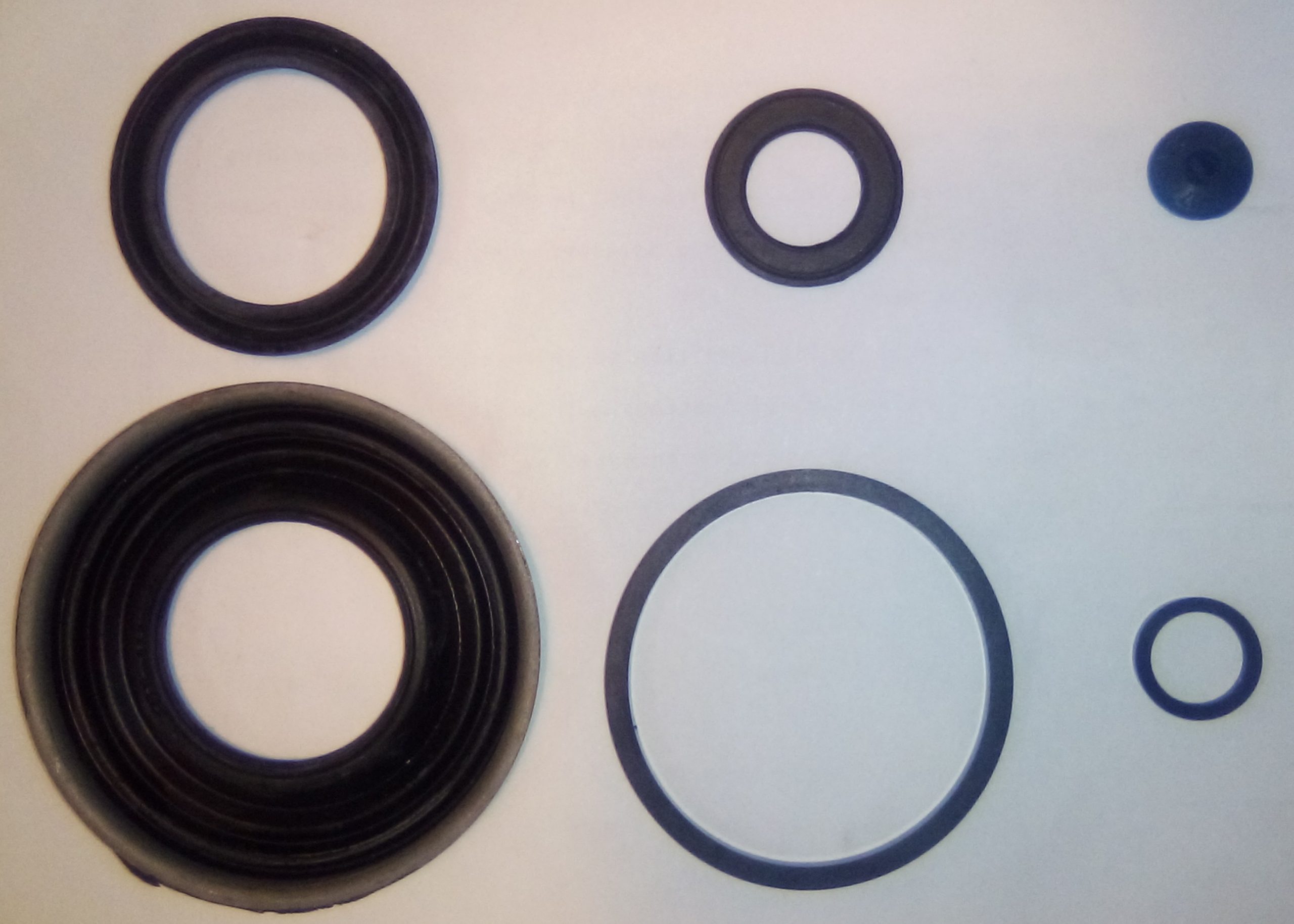 88 Rear Brake Caliper Complete Rebuild Kit - Image 2